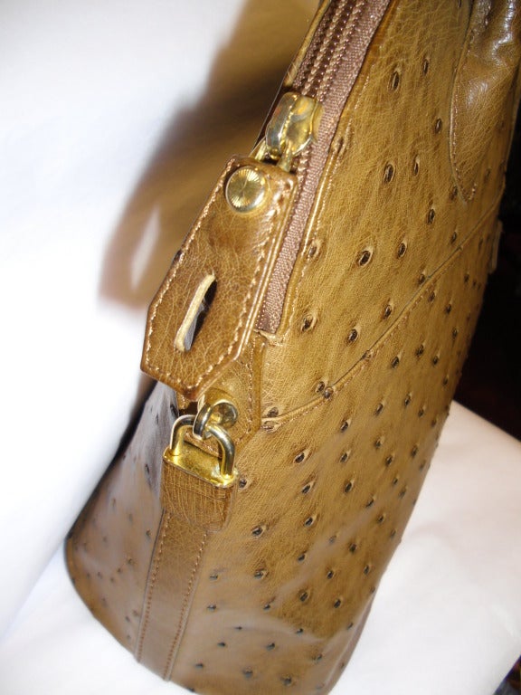 Lorenzi Ostrich handmade Bolide Handbag In New Condition In New York, NY