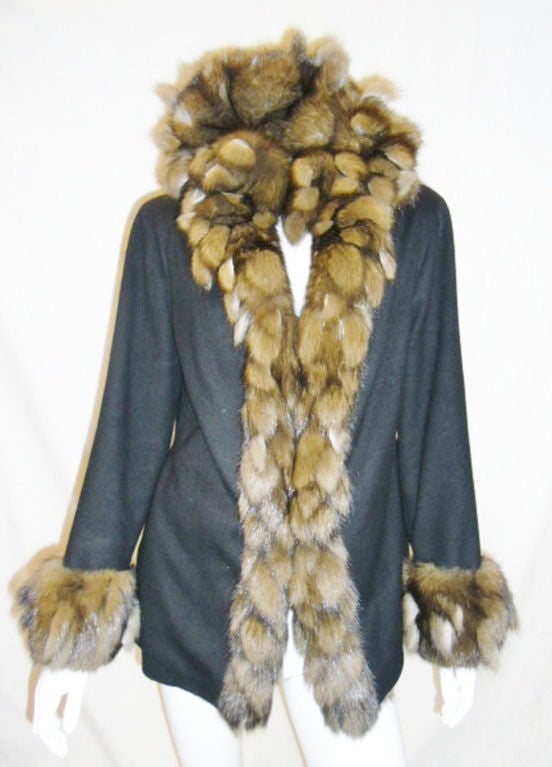 Holiday Special !! 70% OFF Carlo Tivioli Made to order Couture amazing Cashmere Jacket 100% coat w Golden Russian Sable Trim .New Without tags. Absolutely beautiful piece, Lined in silk. 

Bust 38

waist32

Sleeves 24

Length