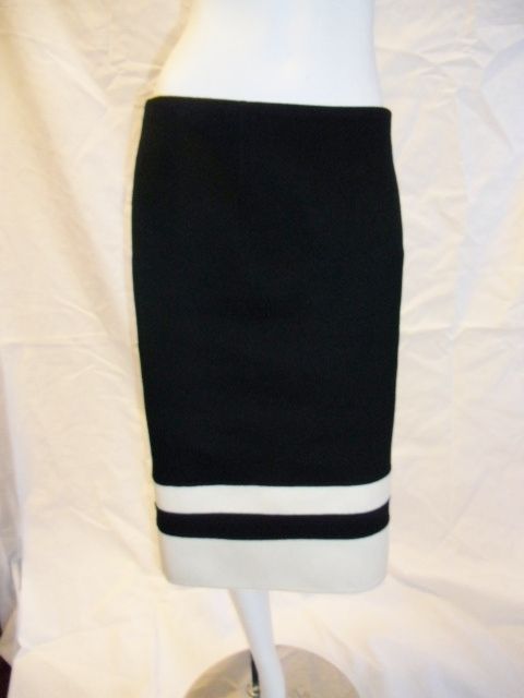 Beautiful Valentino Black and Cream 100% cashmere pencil Skirt. Elegant and simple. Very warm. Incredibly soft