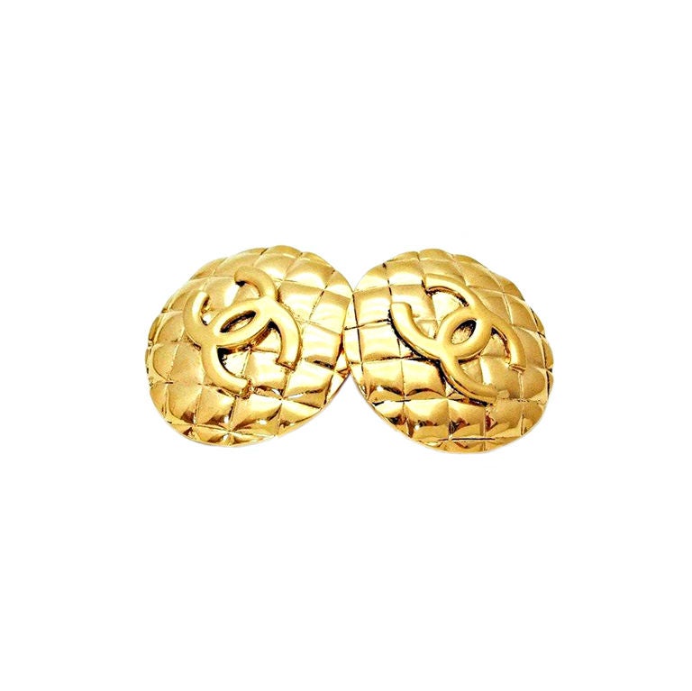 Chanel Vintage Quilted CC logo Earrings For Sale