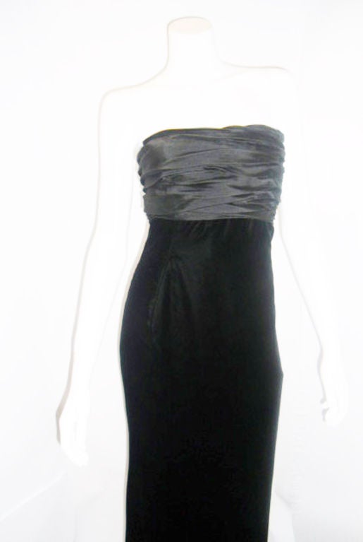 oscar de la renta black gown
