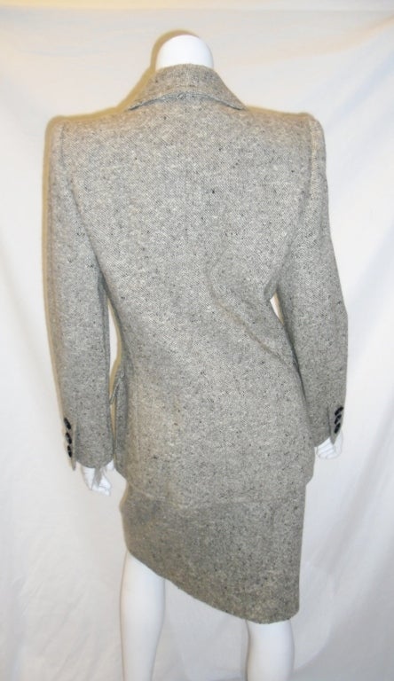 Yves Saint Laurent Haute Couture Power  tweed Suit 1970's For Sale 1