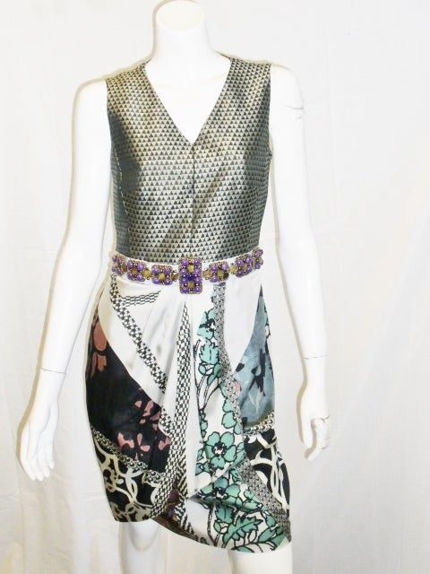 Stunning Etro silk twill wrap skirt bottom and silk  hand embroidered brocade top   printed dress with  heavy jeweled belt. Zipper back closure. size 38

Bust 36