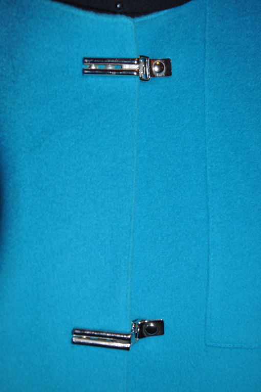 Rare Claude Montana Turquoise car coat In Good Condition For Sale In New York, NY