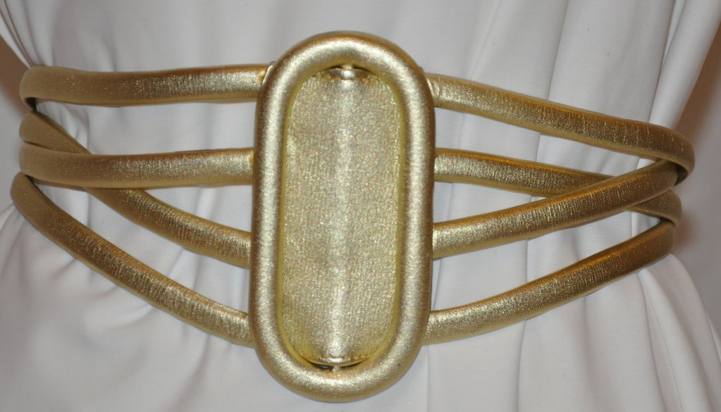 Paloma Picasso metallic gold belt measures 30