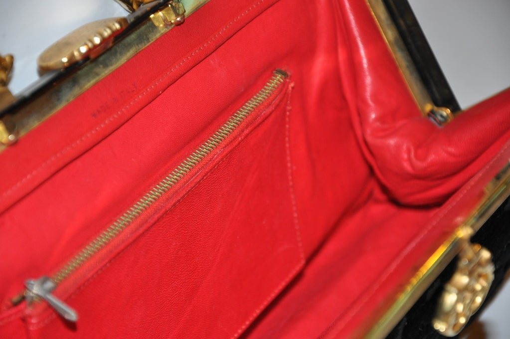 Women's Heavy gold hardware handbag