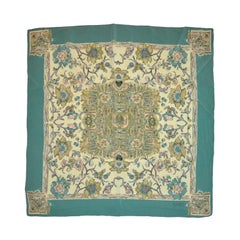 Écharpe en soie imprimée florale Basile