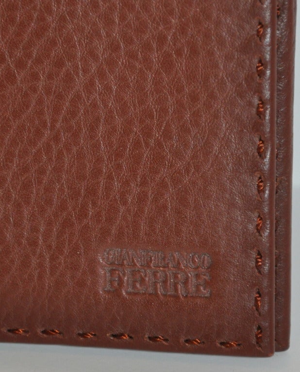 Gianfranco Ferre Leder Brieftasche misst 7 