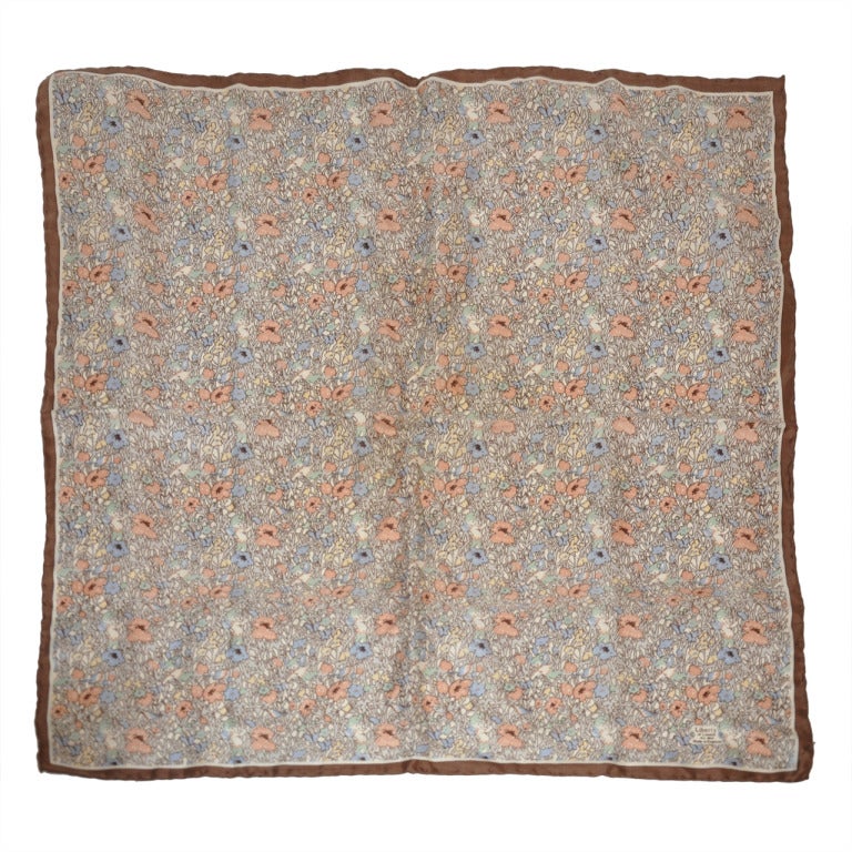 Pañuelo de seda "Bosque y duendes" Liberty of London