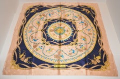 Sciarpa in crepe de chine di seta "Clowns & Musical Instruments" di Renato Balestra