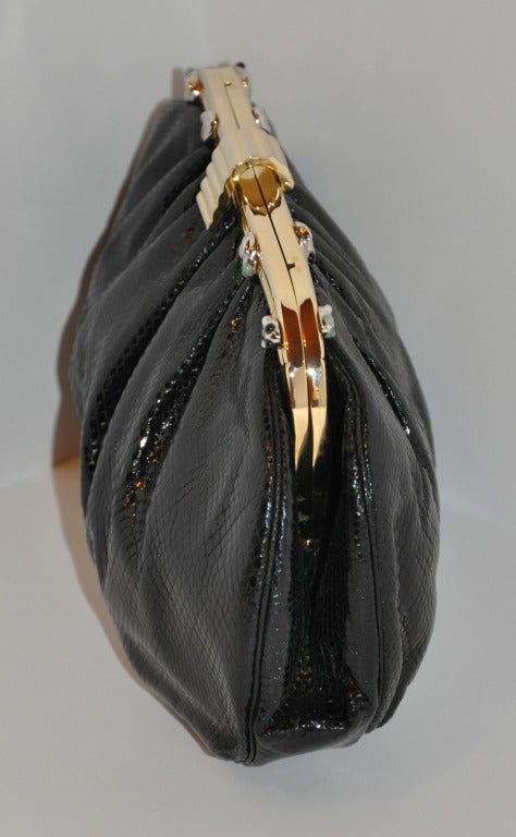Judith Leiber Große Clutch aus schwarzer Eidechse und Cabochonsteinen im Zustand „Gut“ im Angebot in New York, NY