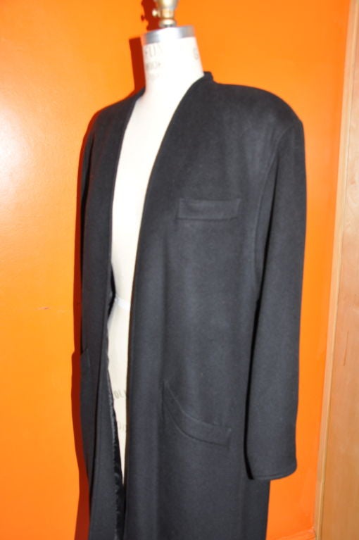 Dana Cote d'Azur Cappotto nero in misto cashmere in vendita 2