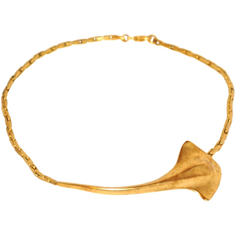 Robert Lee Morris Signature Gold "Stingray" Necklace For Sale