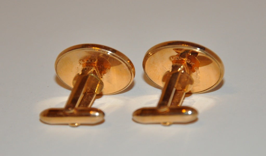 John Alden 12K with Cabochon Cuff Links In Excellent Condition For Sale In New York, NY