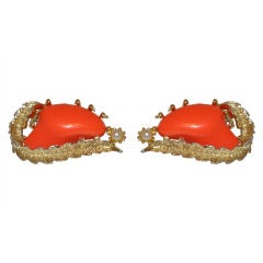 Clips d'oreilles Coro en or avec corail et perles