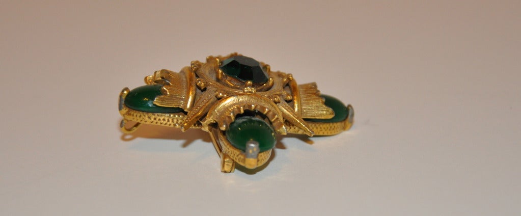 Eisenberg Large gold with Cabochon and Rhinestone Brooch and Pendant In Excellent Condition For Sale In New York, NY