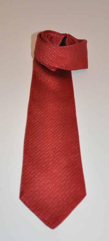 Louis Vuitton monogram red silk tie measures 3 5/8