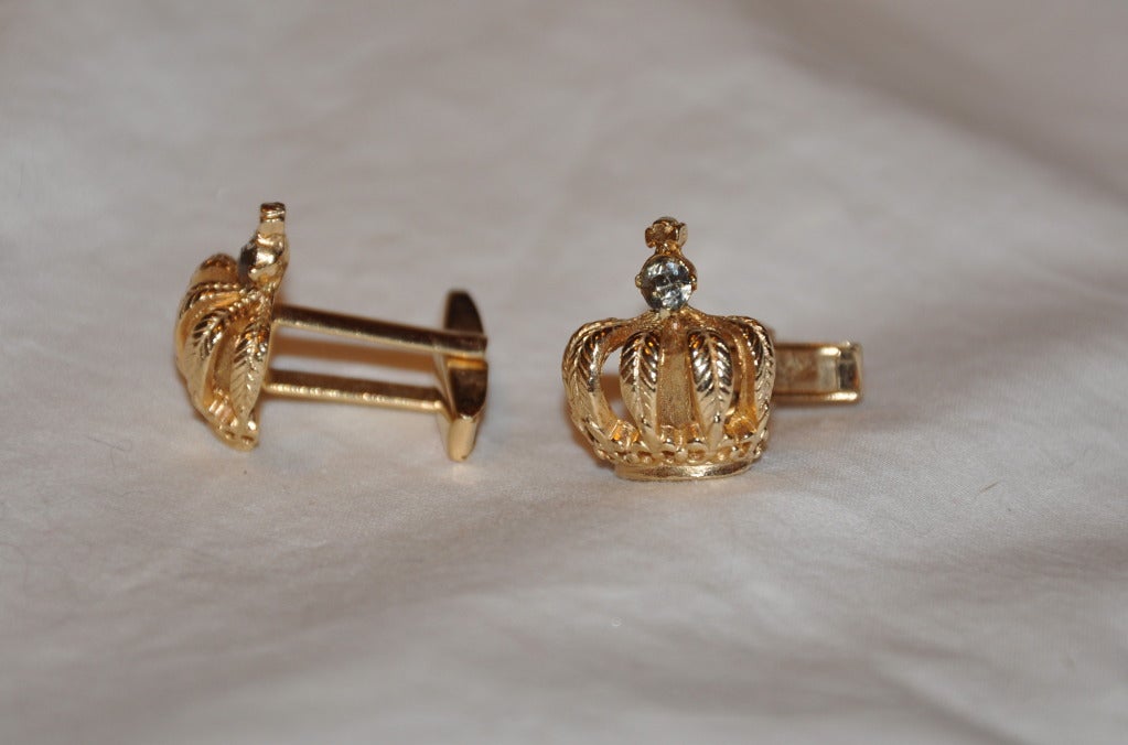 Boutons de manchette de la couronne de diamants Excellent état - En vente à New York, NY