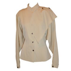 Kansai Yamamoto, la camicia a scatto beige in stile occidentale