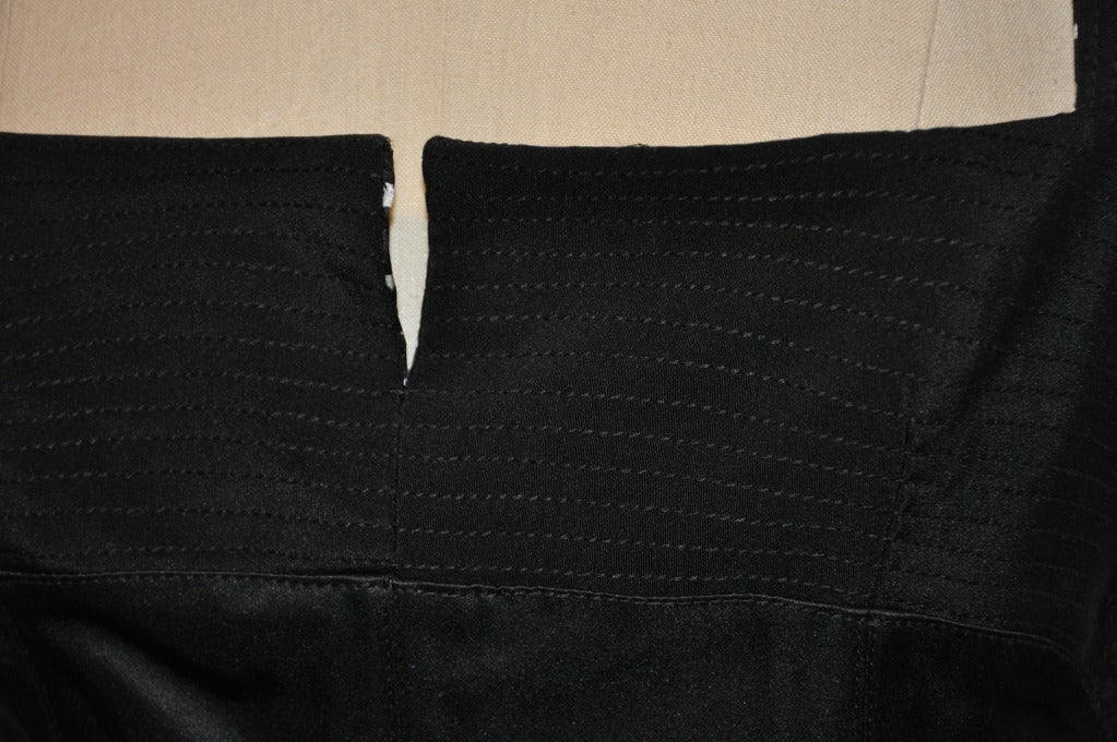 Bustier noir zippé entièrement doublé Excellent état - En vente à New York, NY