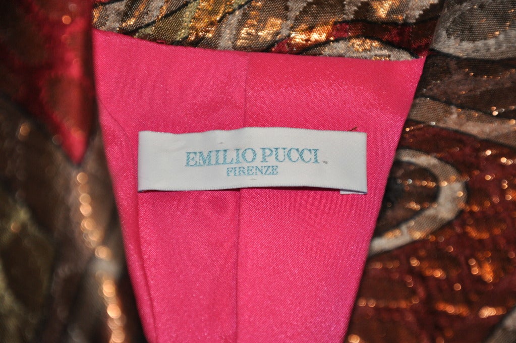 Marron Emilio Pucci - Haut matelassé à fermeture éclair multicolore en lamé métallique multicolore en vente