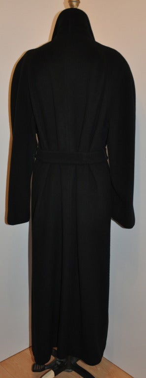 Women's Bergdorf Goodman Full-Length Black Light-Weight Full-Length Cashmere Coat