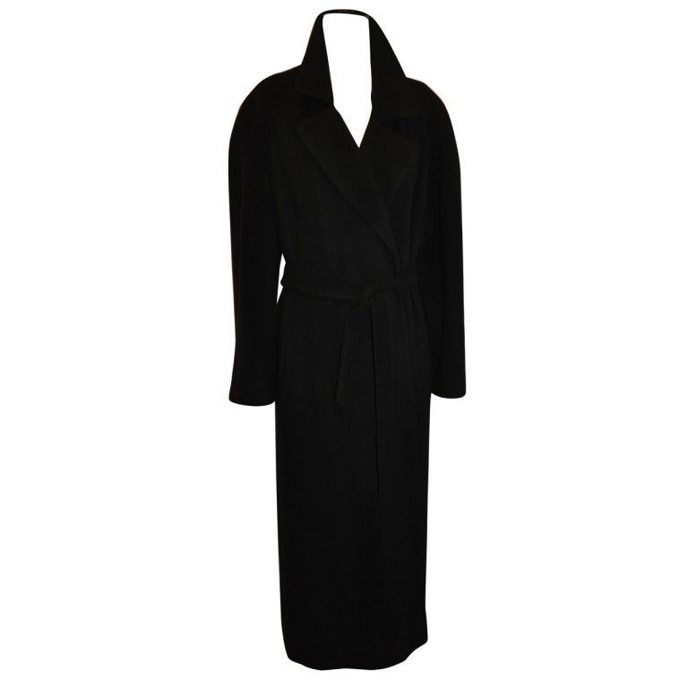 Bergdorf Goodman Full-Length Black Light-Weight Full-Length Cashmere Coat