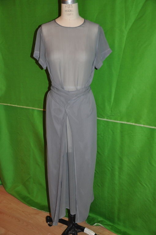 This Morgan Le Fay gray chiffon dress can be worn so many different ways. <br />
The front measures 45