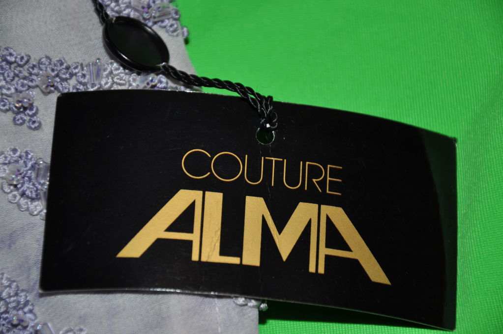 Alma 'Couture' zweiteiliges Abendkleid mit geknüpfter Stickerei und Stickerei im Angebot 1