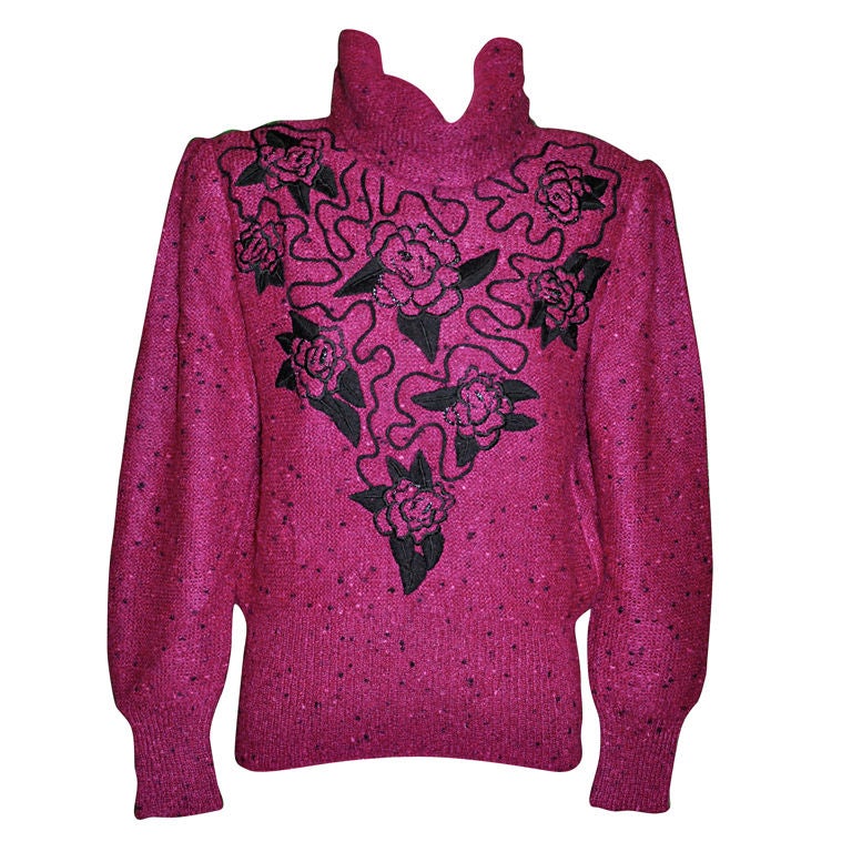 Gucci Fuchsia embroidered pullover turtleneck