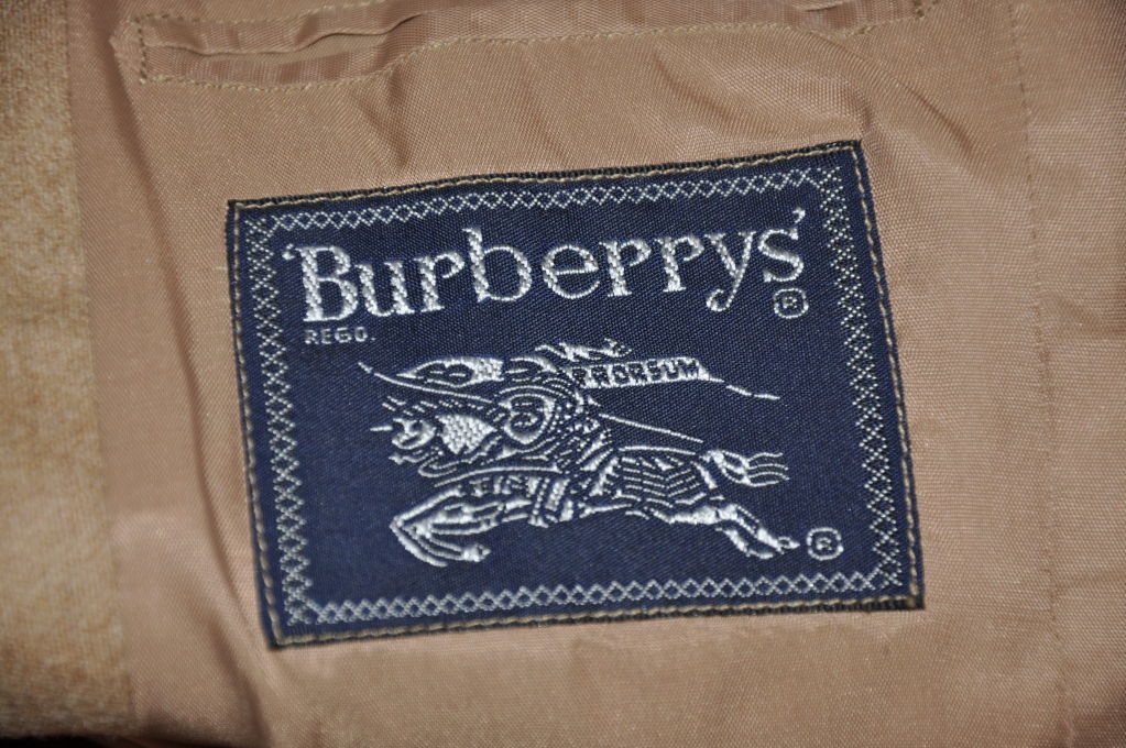 Marron Veste Burberrys en laine beige avec accents en daim ultra-suède en vente