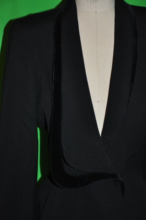 Thierry Mugler black wool with velvet jacket In Excellent Condition In New York, NY