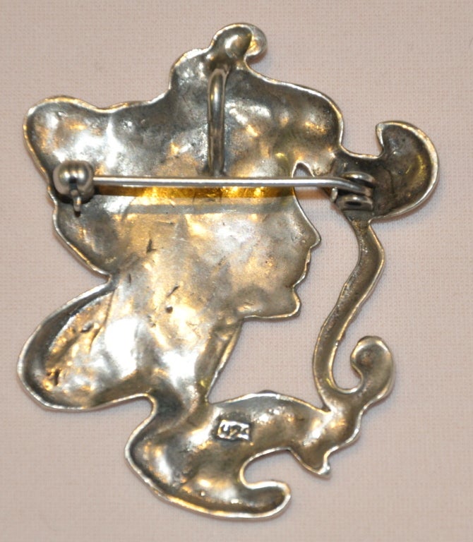 Women's Victorian lady sterling pin/ brooch