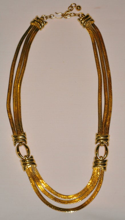 Monet necklace can be worn at 19