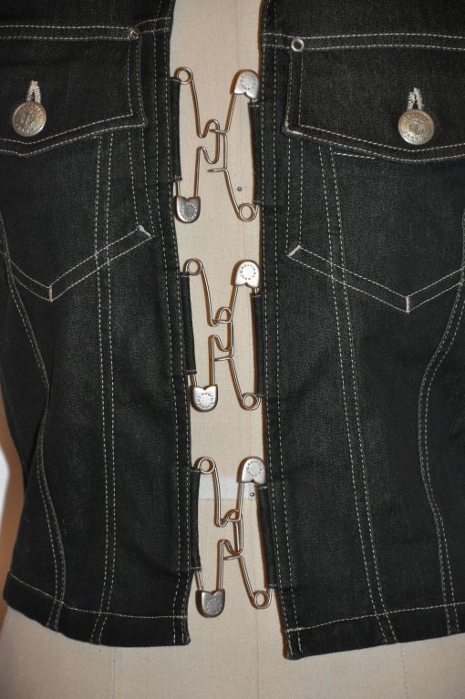 Gilet « Safety Pin » Jean Paul Gaultier Bon état - En vente à New York, NY