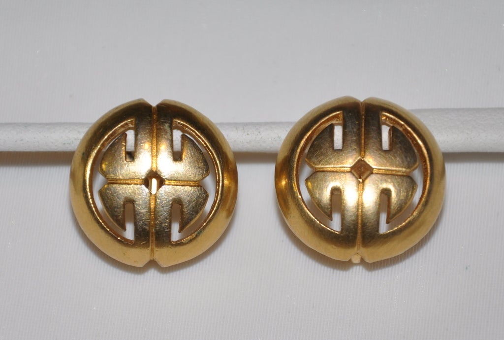 Trifari vergoldet Gold Hardware Clip -on Ohrringe misst 5/8 