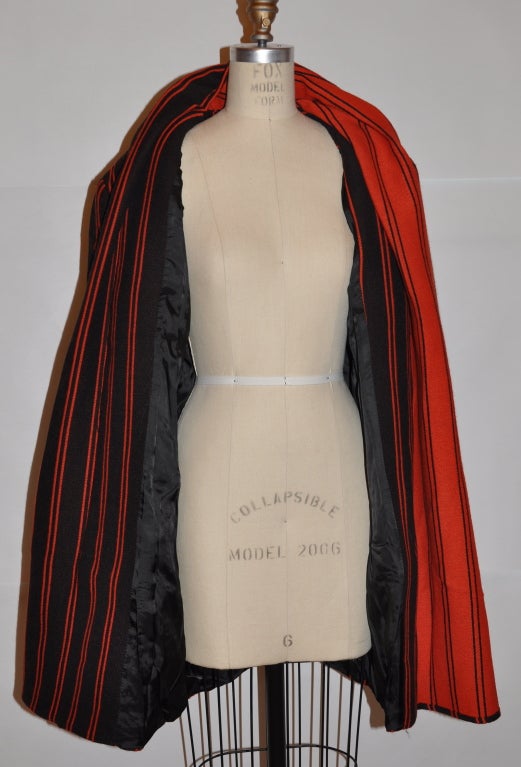 Spazio Black & Red open-front coat 2