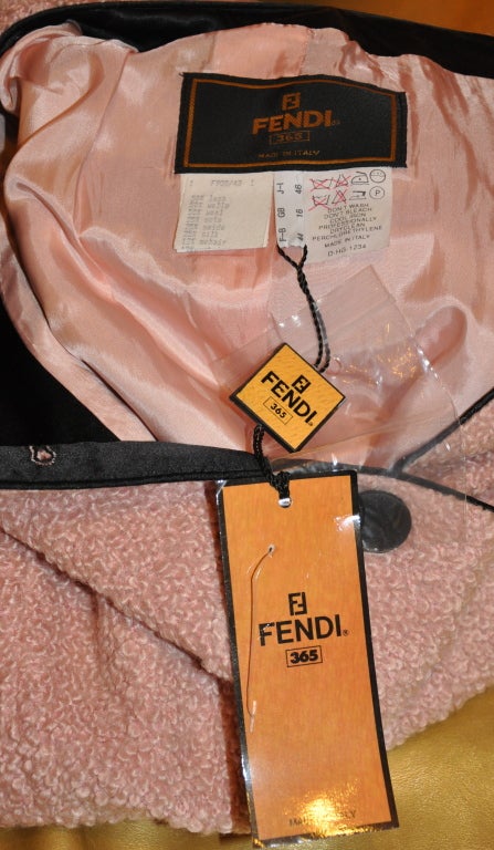 Fendi: „Fendi“  Rosafarbene Jacke aus Wolle für den Mund im Angebot 1