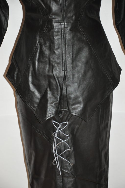 Junko Koshino Schwarzer Lederanzug „lace-up“ aus Leder im Angebot 4