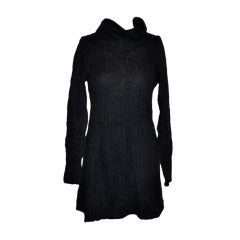 Dries Van Noten Pull à col roulé en tricot noir.