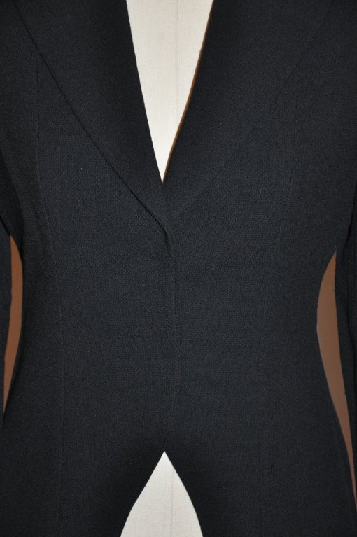 Giorgio Armani black wool crepe jacket In Good Condition For Sale In New York, NY