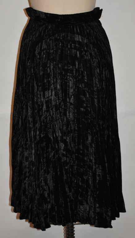 Adolfo black crush-velvet circular skirt circumference measures 182