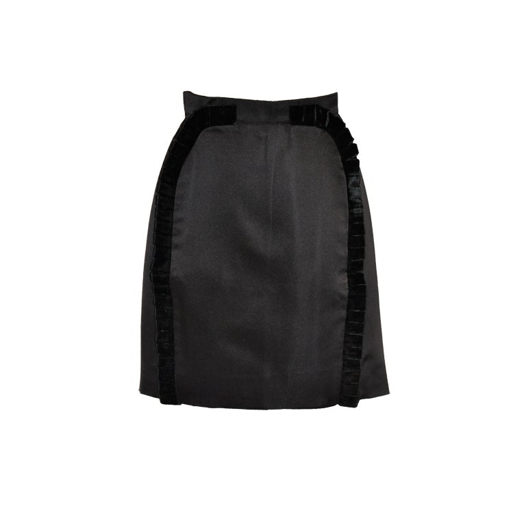 Valentino "Boutique" black silk with velvet accent skirt For Sale
