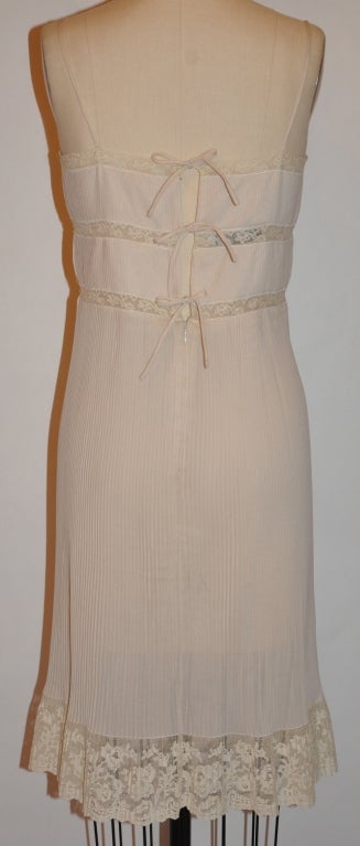 Brown Alberta Ferretti cream micro-pleated lace dress