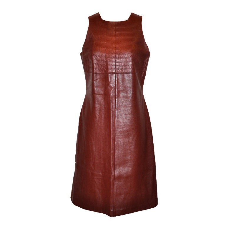 Gianni Versace burgundy lambskin leather shealth For Sale