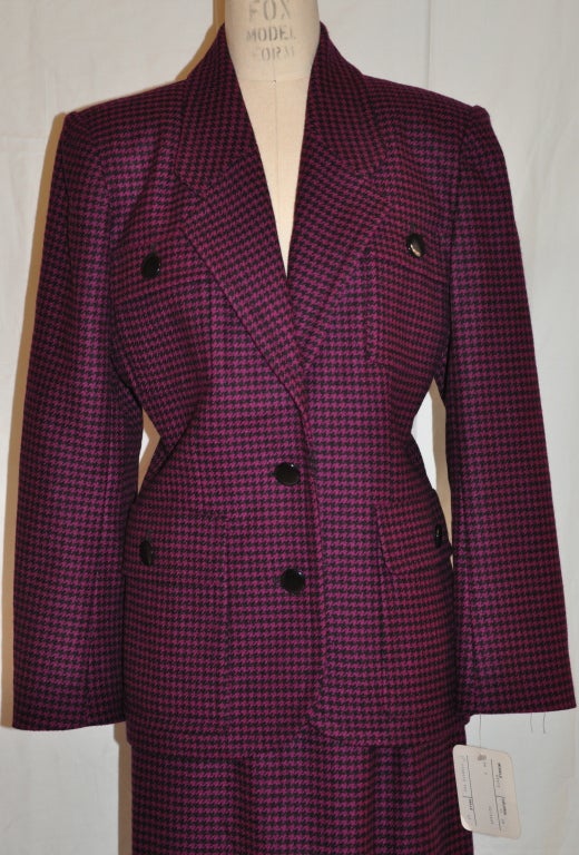 L'ensemble nero e viola di Pierre Balmain in vendita 1