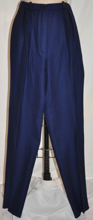 Pierre Balmain Black & Navy wrap-tie pant ensemble For Sale 1