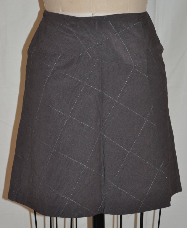 Kenzo gray quilted silk wrap skirt measures 26
