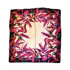 Pañuelo de seda floral fucsia Anne Klein