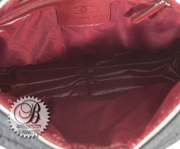 CHANEL Crossbody Denim Quilted Messenger Bag Medium For Sale 4